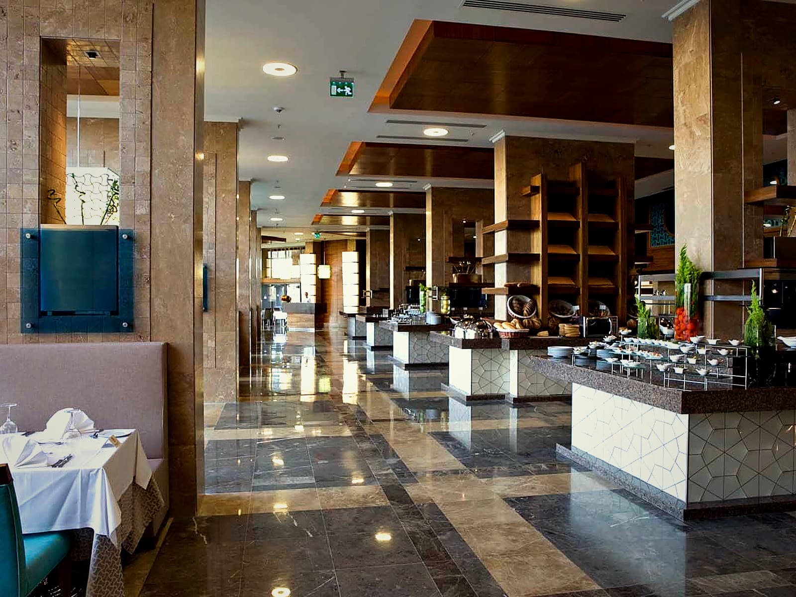 Hilton Sarıgerme — Restoran