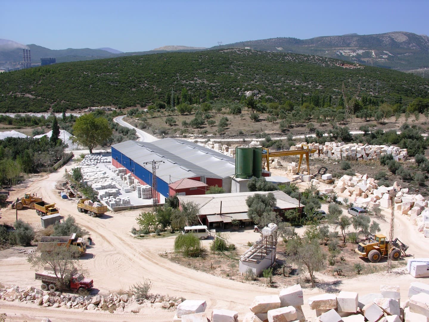 factory.slide.yatagan